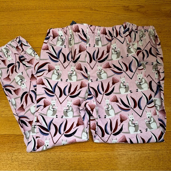 NWOT Bellas Kids Creation Kangaroo Pants 8 - Picture 2 of 5